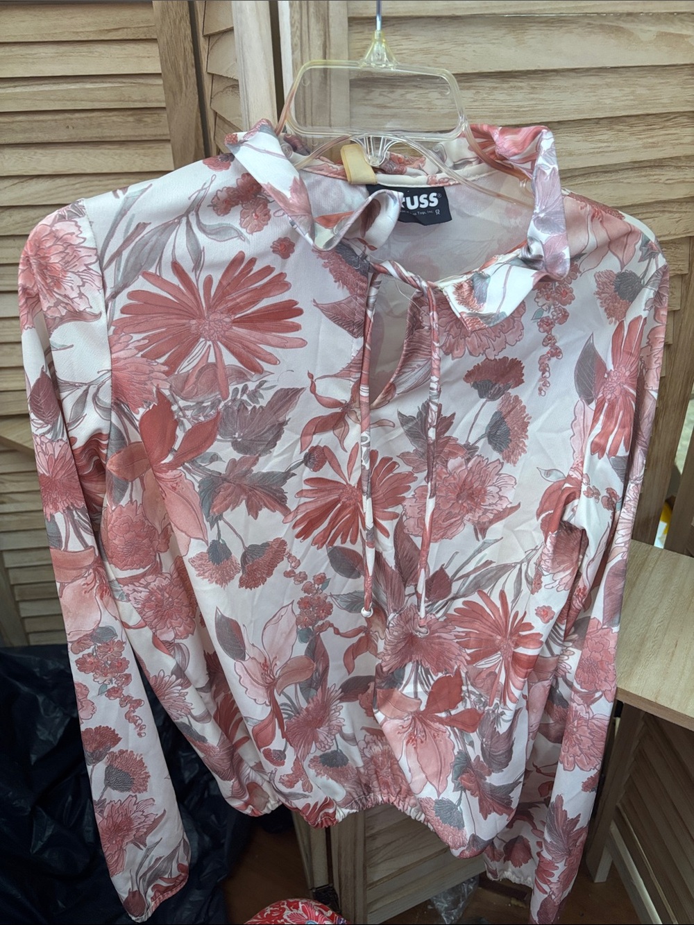 Russ Vintage Pink Floral Tie-Neck Blouse Medium